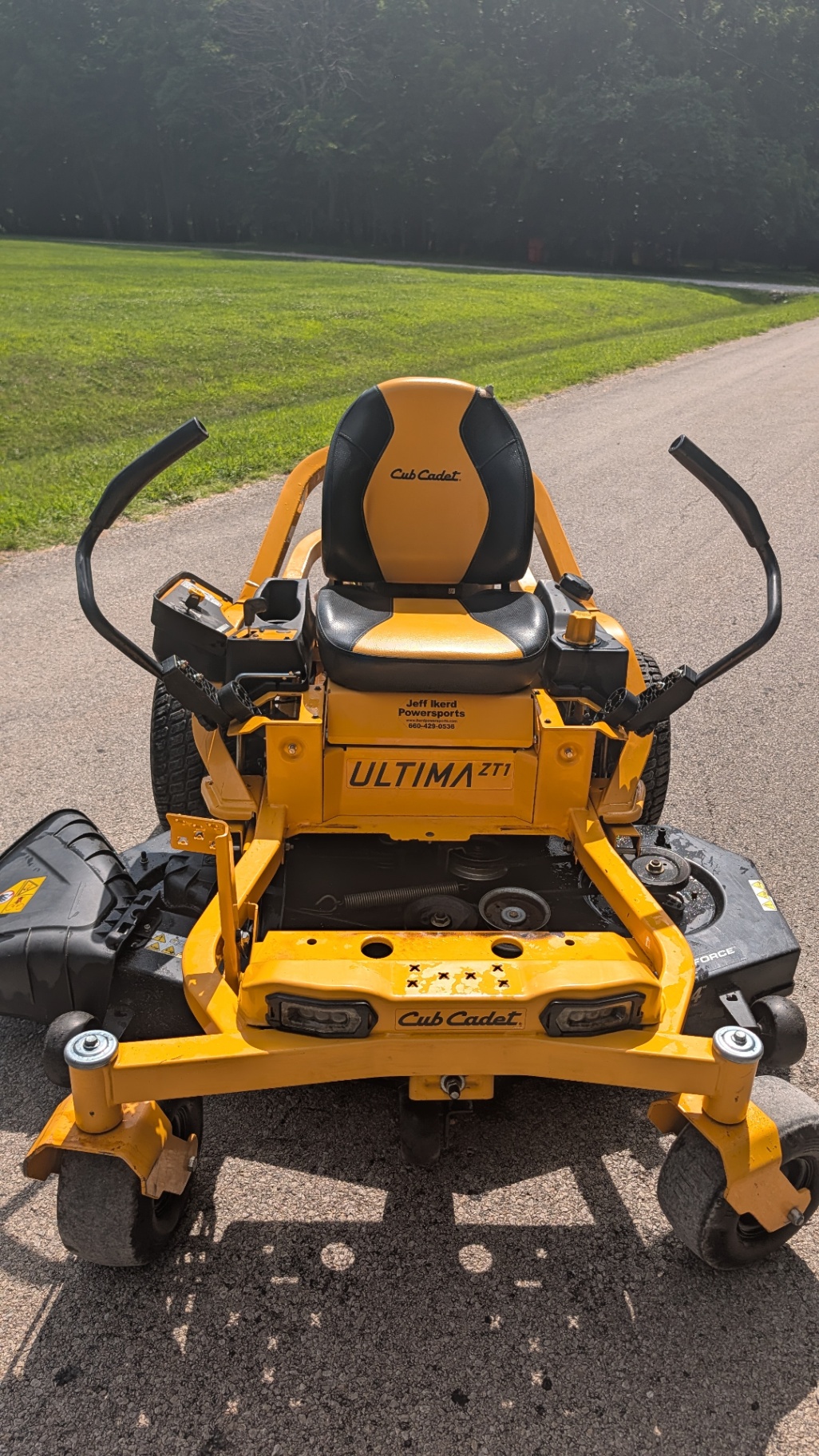 Front view of a Cub Cadet Ultima ZT1 zero-turn mower