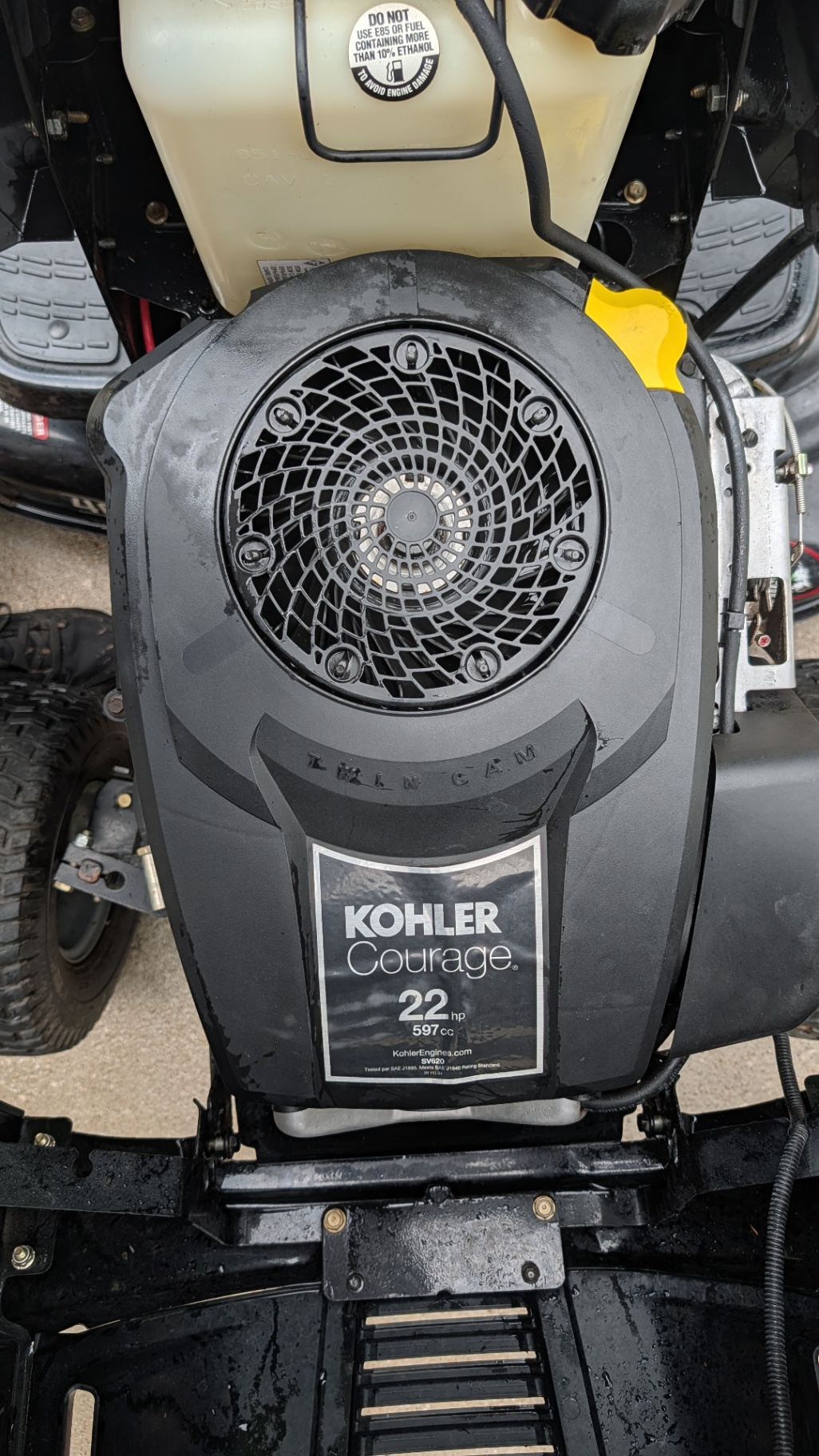 Kohler Courage 22 HP 597cc engine top view