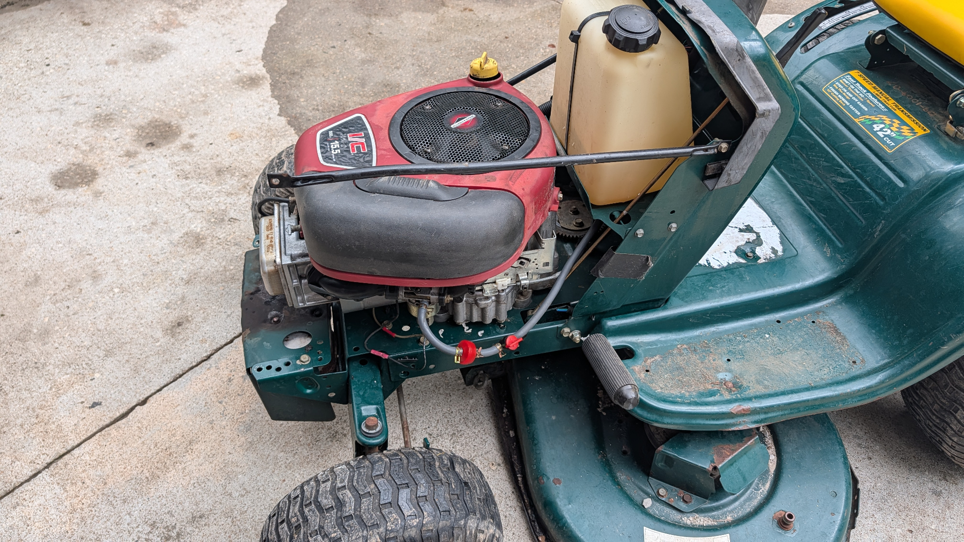 Briggs and Stratton 15.5 horsepower engine exposed on a Yard-Man mower